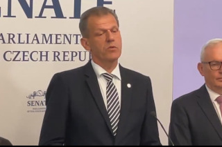 Snímek obrazovky, tiskovka EET, Stav zákon, prac. vztahy 2026