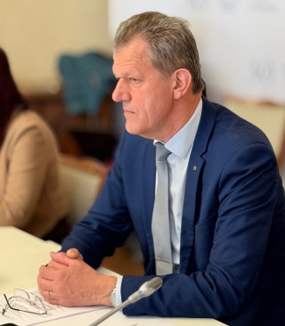 669447551_1258248676416929