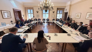 670424670_1258249436416853