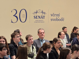 670941587_1260824616159335